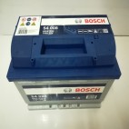 BOSCH 096 74Ah 680 CCA Car Battery 